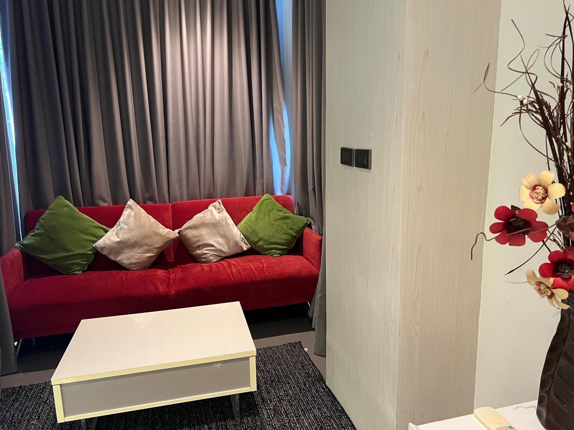 Naiharn Relife By Nataly Apartment Nai Harn Exterior photo
