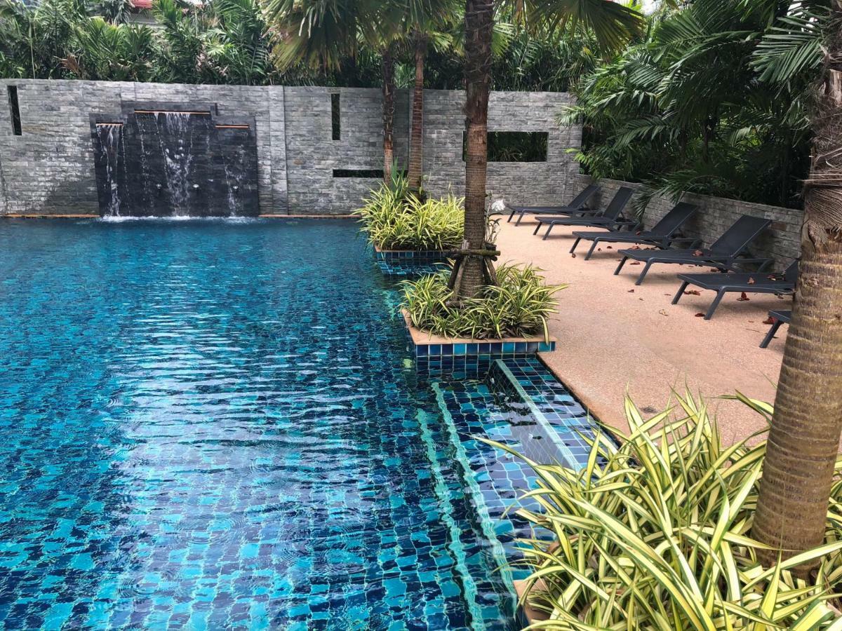 Naiharn Relife By Nataly Apartment Nai Harn Exterior photo